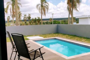 Casa de campo na represa em Itaí